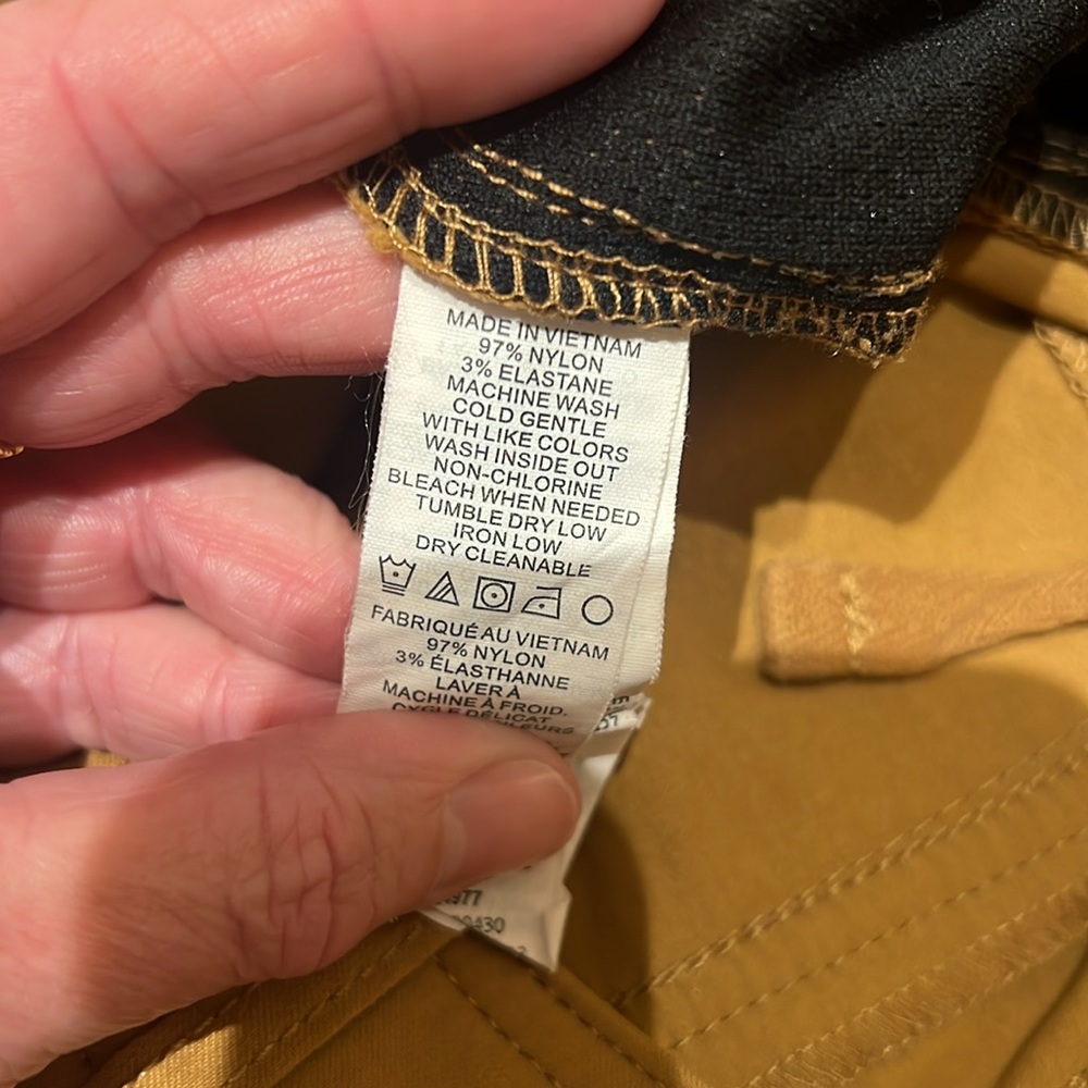 Prana pants💜 - Picture 11 of 11